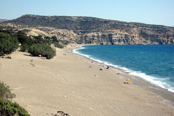 Komos beach